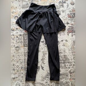 Wilson Black Skirted Tight w Pockets size M